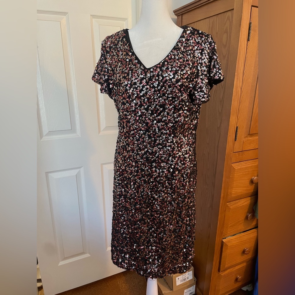 Comfortable sequin dress - perfect for cocktail or fancy event, Size 10